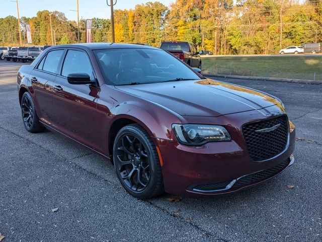 2019 Chrysler 300 Touring