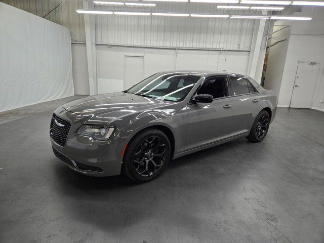 2019 Chrysler 300 Touring