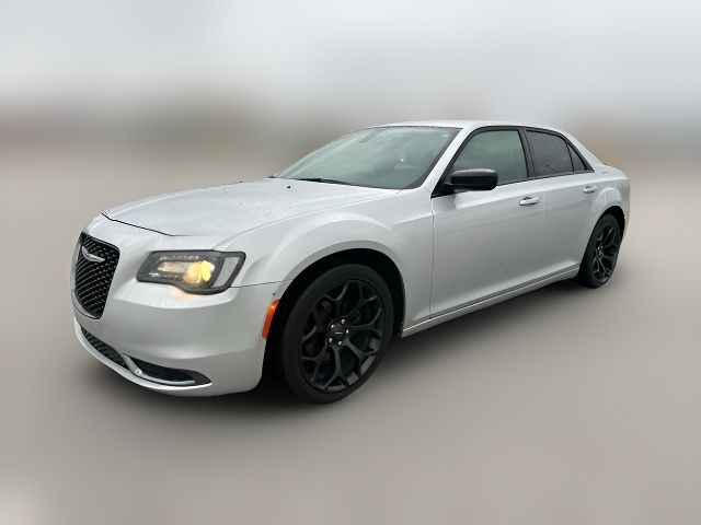 2019 Chrysler 300 Touring