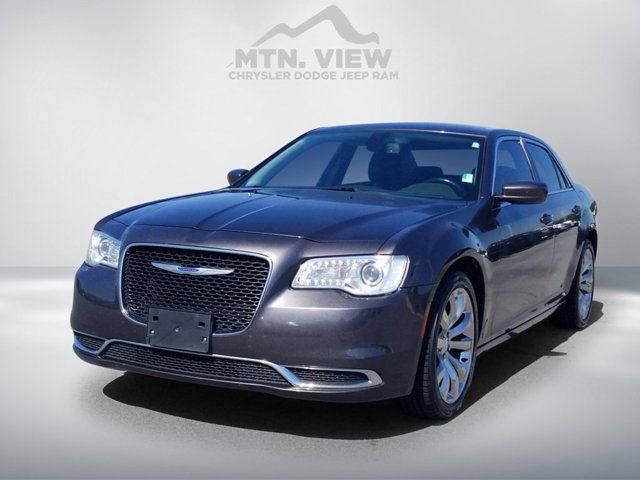 2019 Chrysler 300 Touring