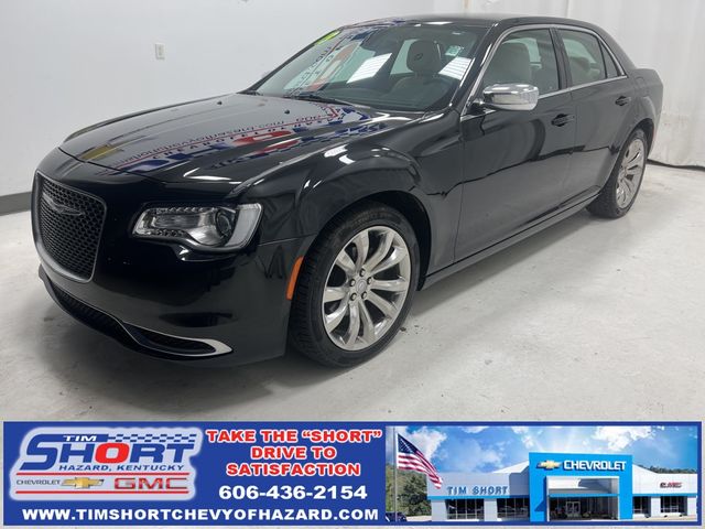 2019 Chrysler 300 Touring