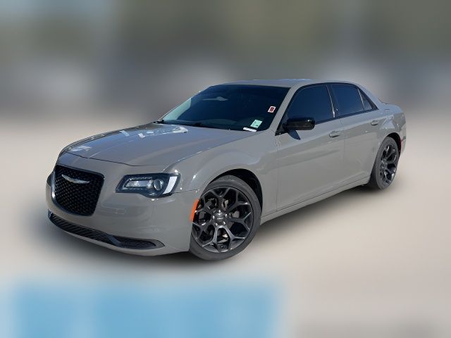 2019 Chrysler 300 Touring