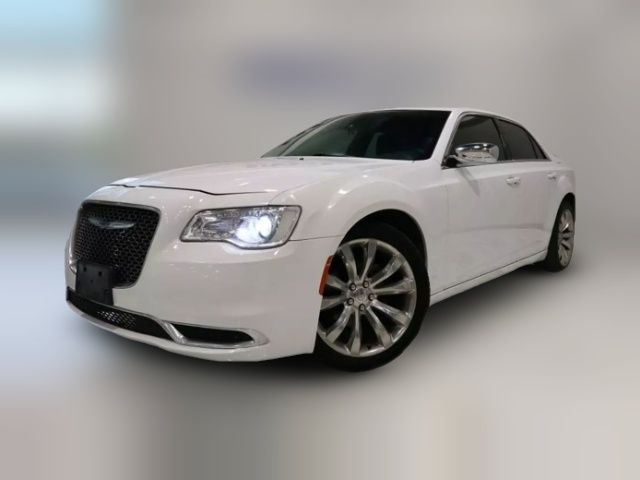 2019 Chrysler 300 Touring