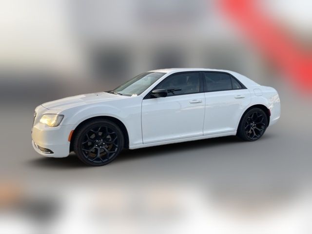 2019 Chrysler 300 Touring