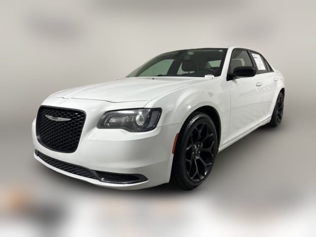 2019 Chrysler 300 Touring