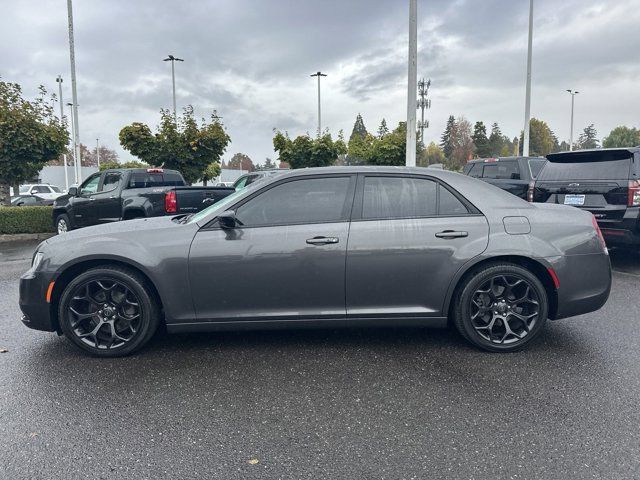 2019 Chrysler 300 Touring