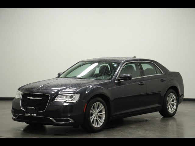 2019 Chrysler 300 Touring L