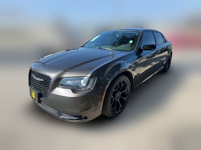 2019 Chrysler 300 Touring