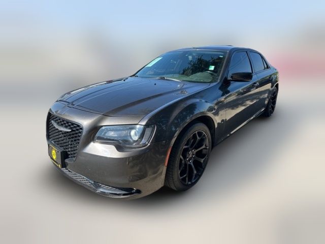 2019 Chrysler 300 Touring