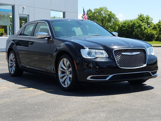 2019 Chrysler 300 Touring