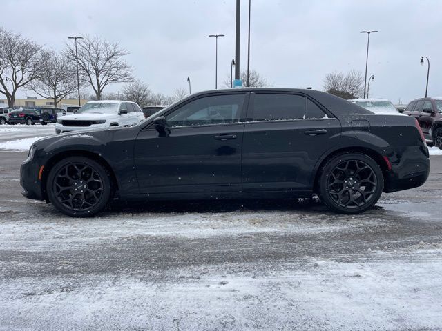 2019 Chrysler 300 Touring