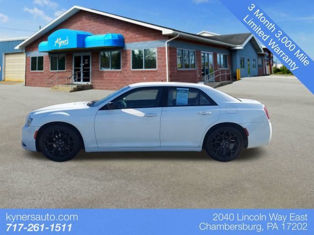 2019 Chrysler 300 Touring