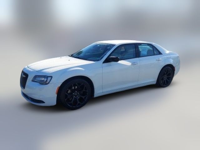 2019 Chrysler 300 Touring