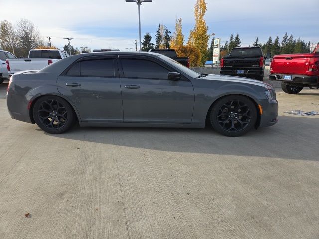 2019 Chrysler 300 Touring