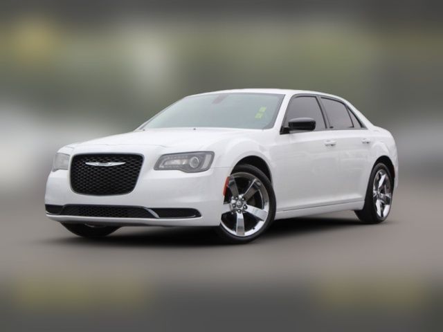 2019 Chrysler 300 Touring