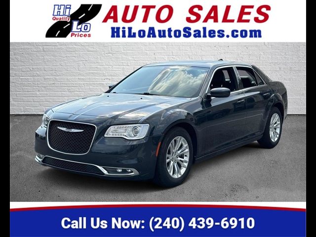 2019 Chrysler 300 Touring