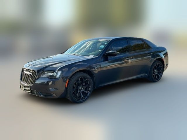 2019 Chrysler 300 Touring