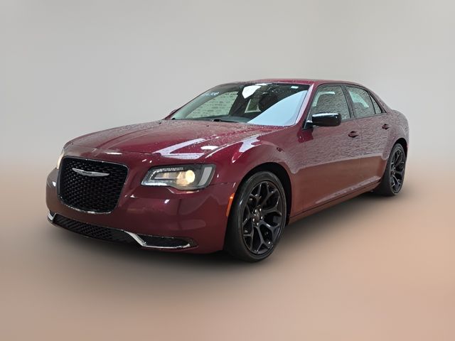 2019 Chrysler 300 Touring