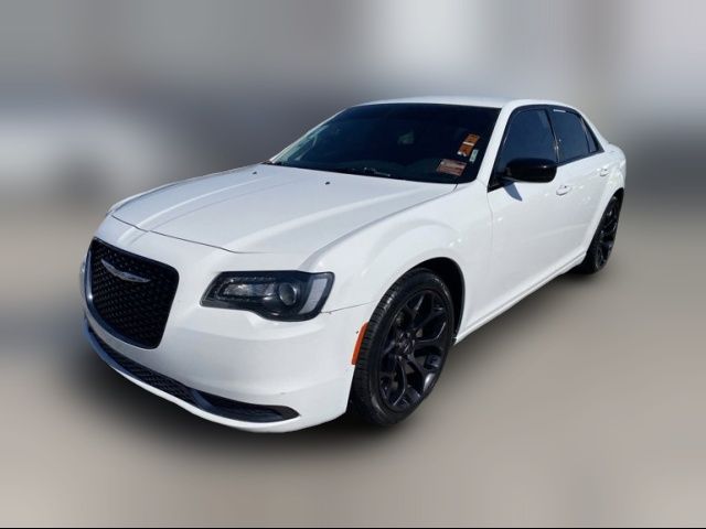 2019 Chrysler 300 Touring