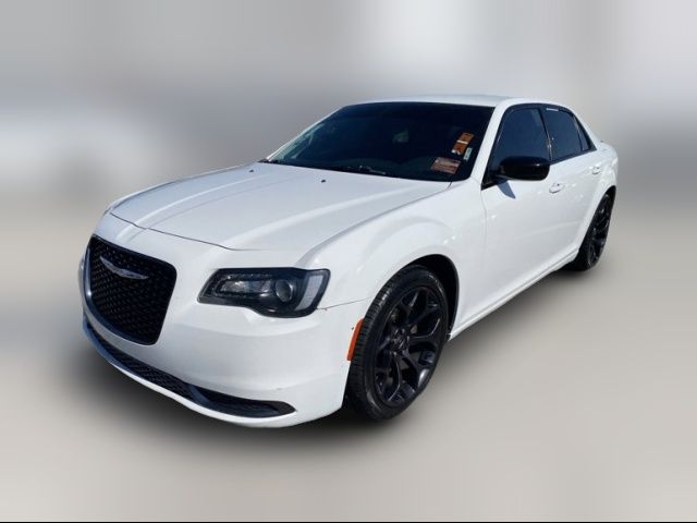 2019 Chrysler 300 Touring