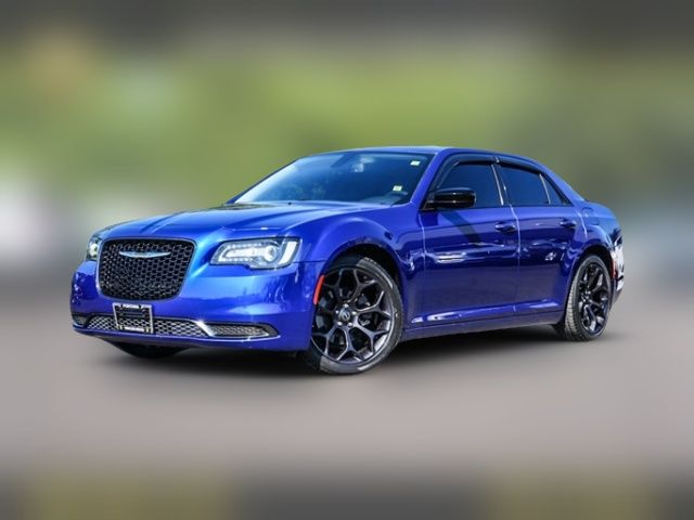 2019 Chrysler 300 Touring