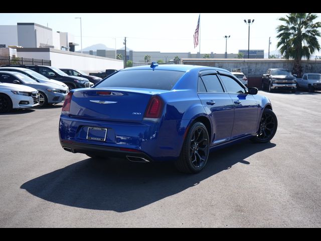 2019 Chrysler 300 Touring