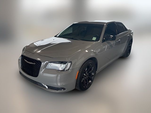 2019 Chrysler 300 Touring