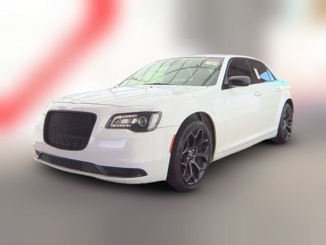 2019 Chrysler 300 Touring