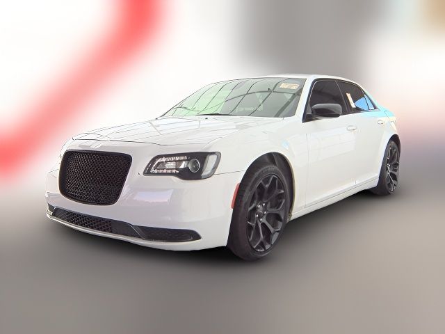 2019 Chrysler 300 Touring