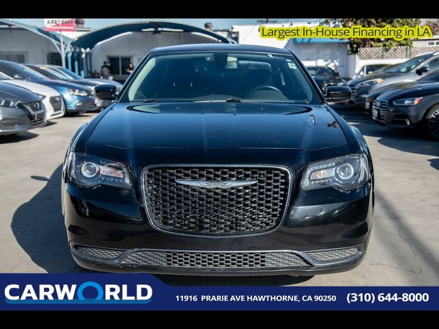 2019 Chrysler 300 Touring