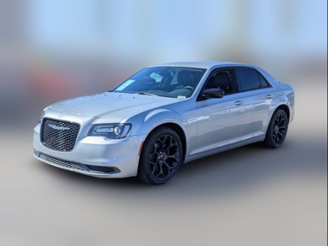 2019 Chrysler 300 Touring