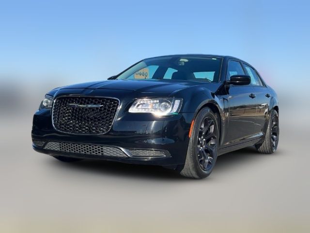 2019 Chrysler 300 Touring