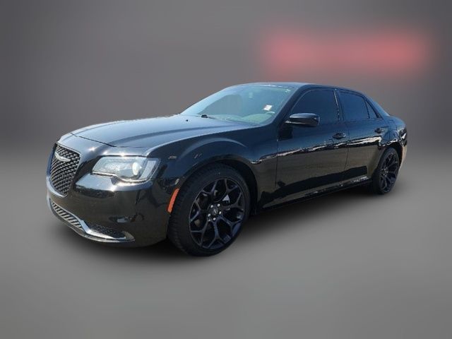 2019 Chrysler 300 Touring