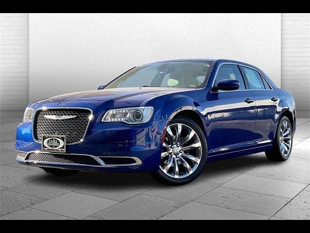 2019 Chrysler 300 Touring