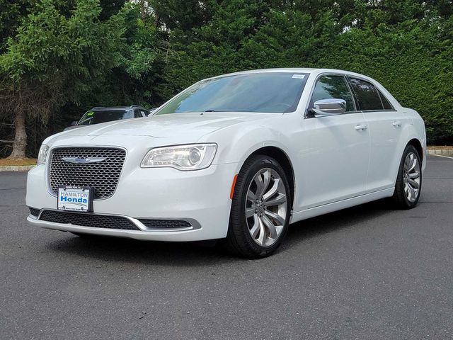 2019 Chrysler 300 Touring