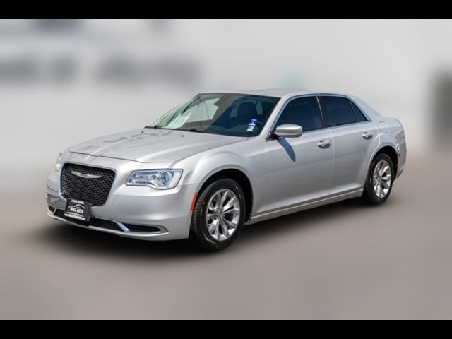 2019 Chrysler 300 Touring