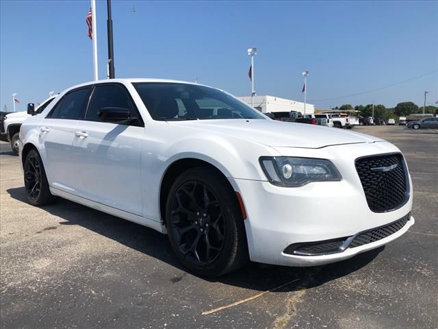 2019 Chrysler 300 Touring