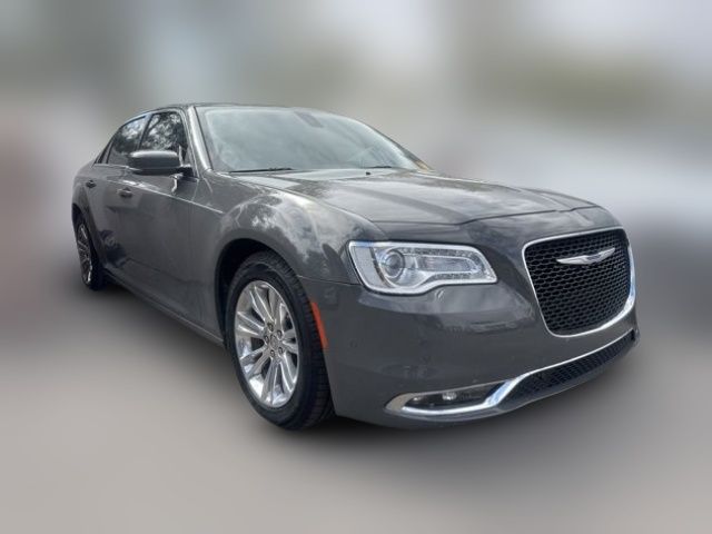 2019 Chrysler 300 Touring