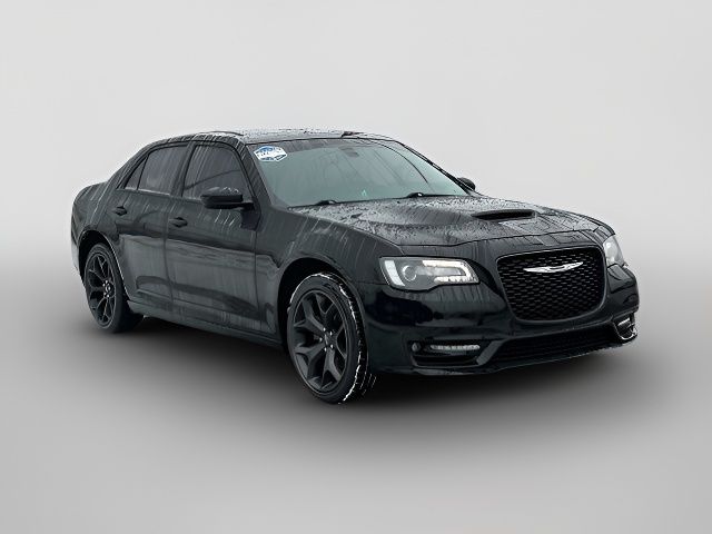 2019 Chrysler 300 Touring