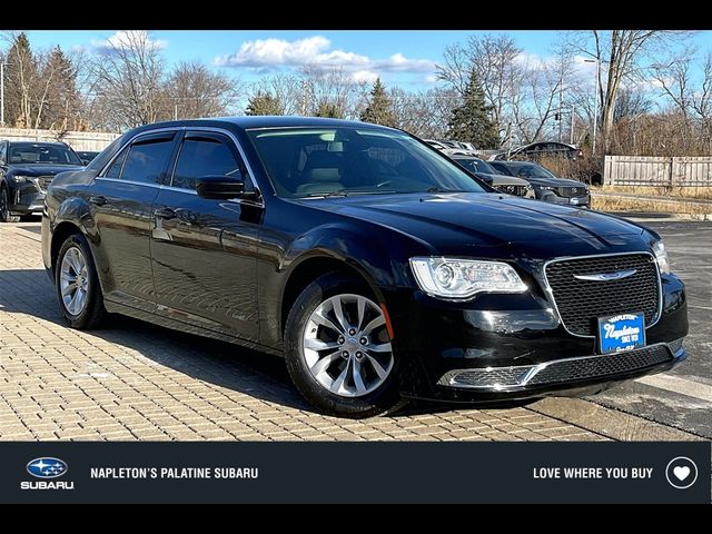 2019 Chrysler 300 Touring