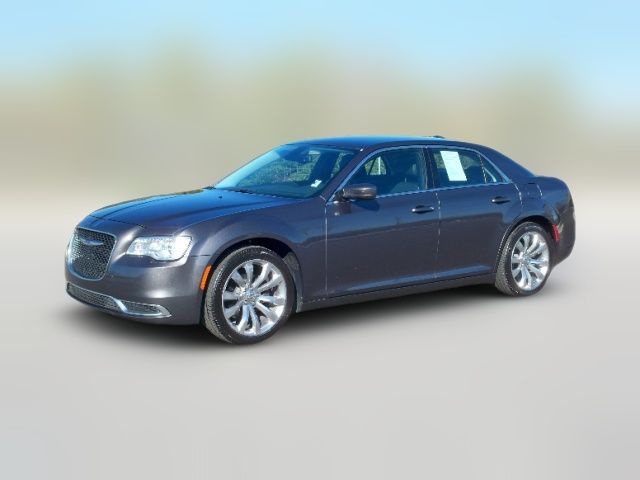 2019 Chrysler 300 Touring