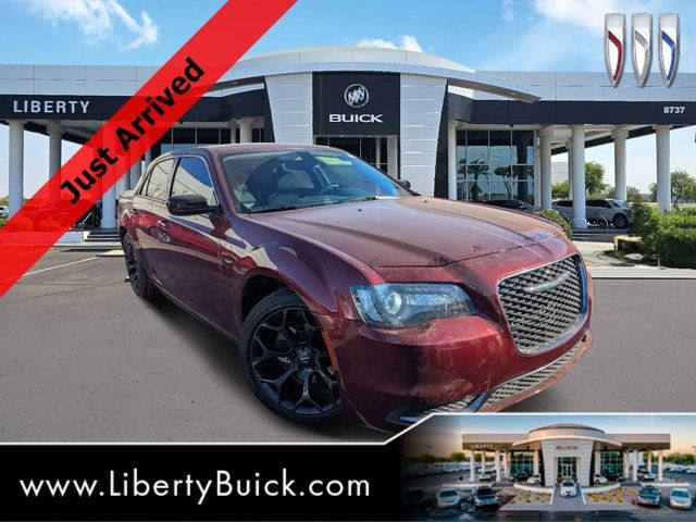 2019 Chrysler 300 Touring