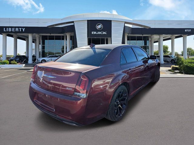 2019 Chrysler 300 Touring