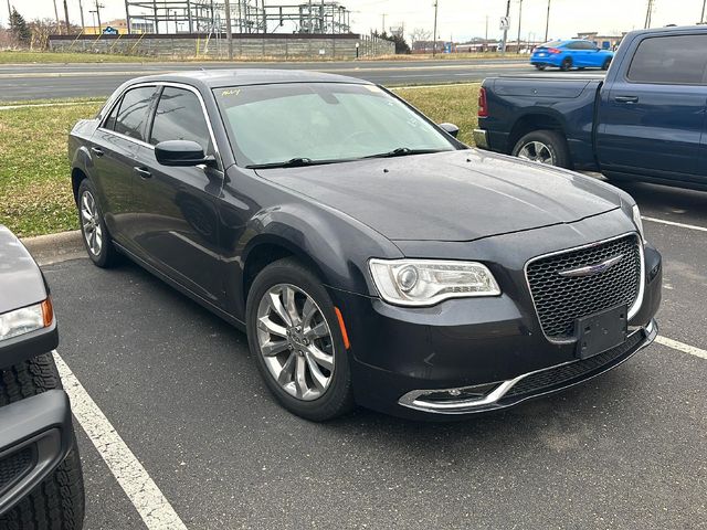 2019 Chrysler 300 Touring