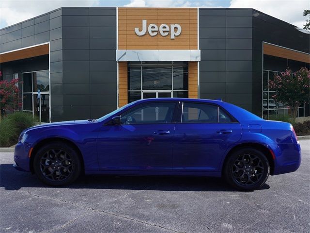 2019 Chrysler 300 Touring