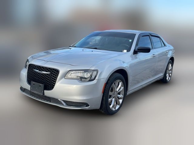 2019 Chrysler 300 Touring