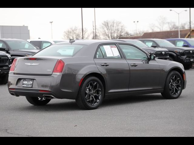 2019 Chrysler 300 Touring