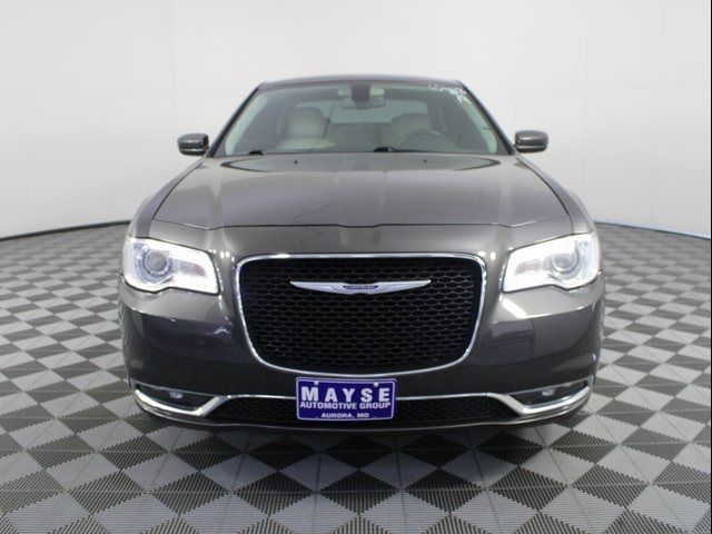 2019 Chrysler 300 Touring