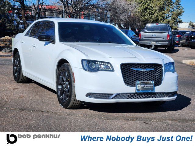 2019 Chrysler 300 Touring