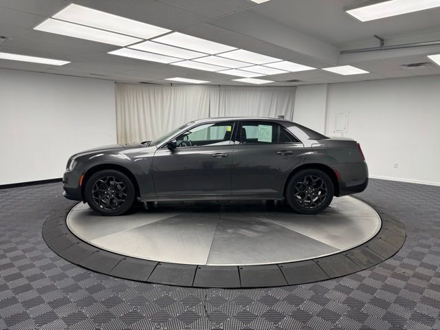 2019 Chrysler 300 Touring